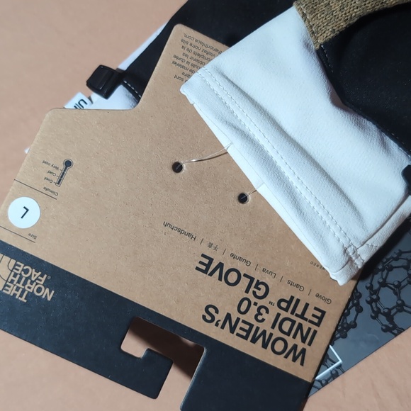 NWT north face women's large E-tip winter gloves cream black tan touchscreen - Picture 8 of 8